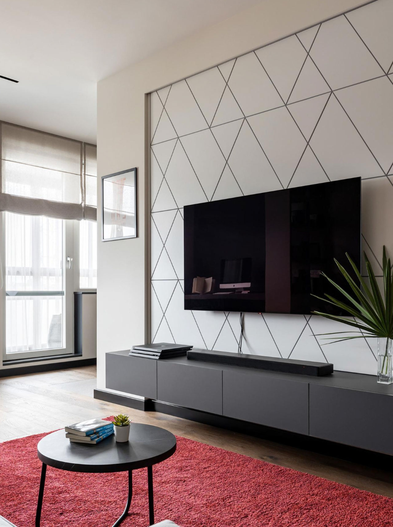 Backdrop TV & Rak Dinding