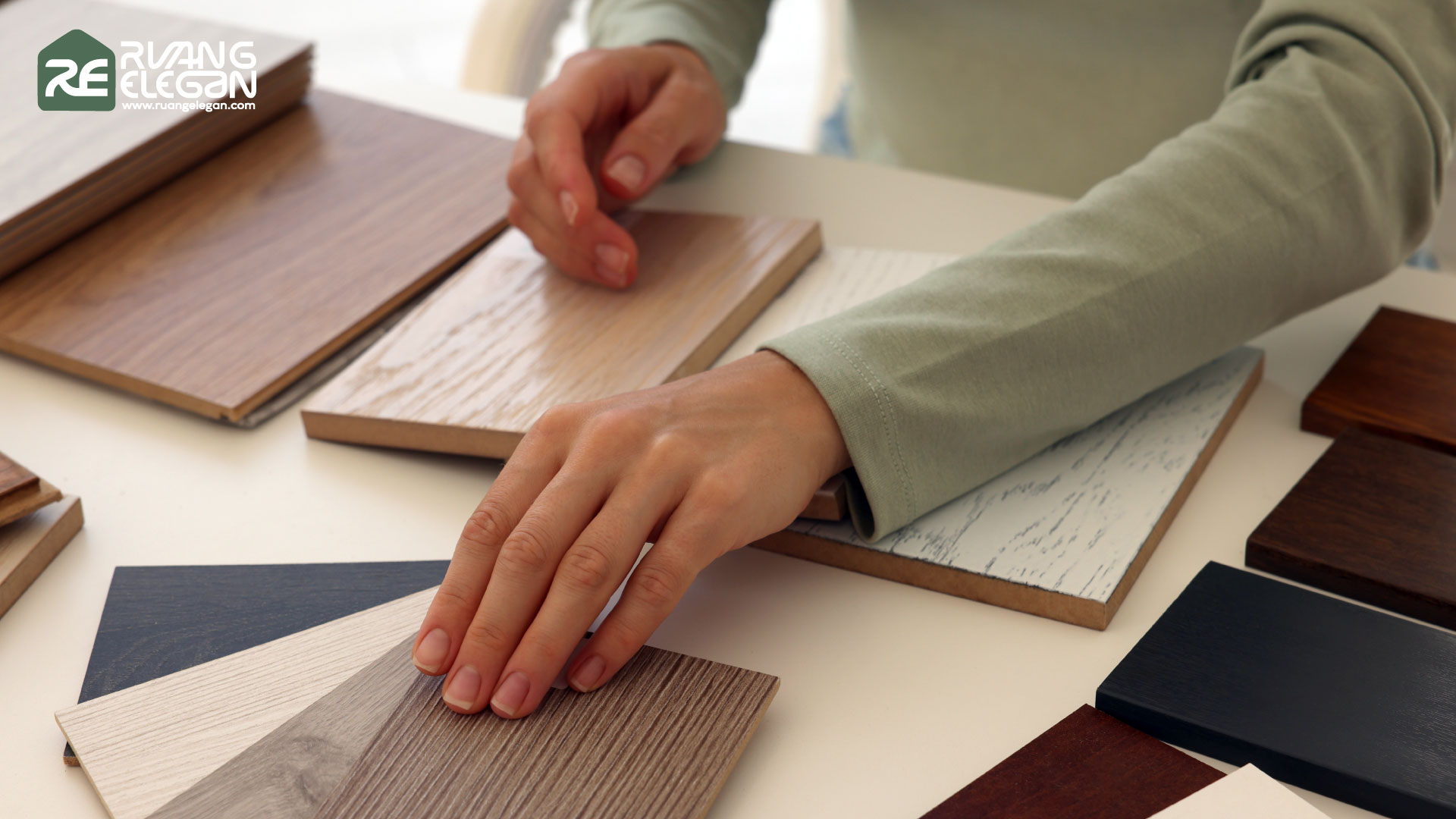 Cara Memilih Material Furniture Ruang Elegan