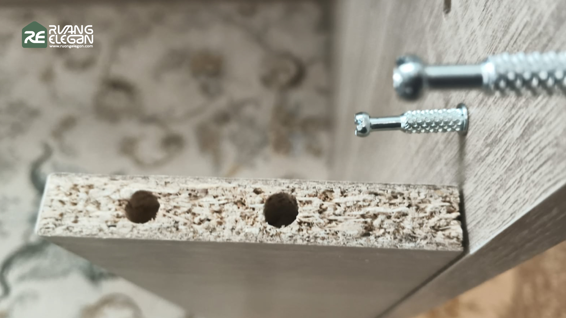 Contoh Particle Board Ruang Elegan.jpg