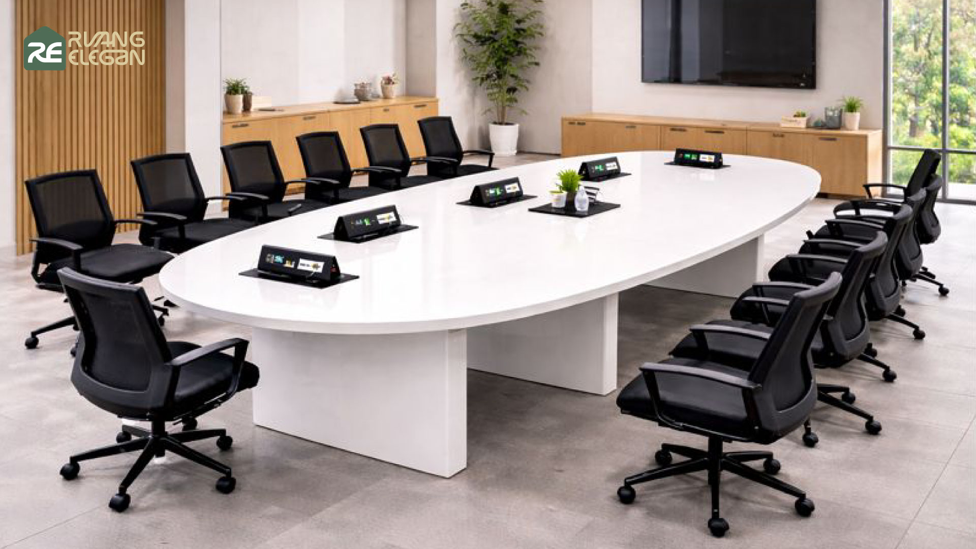 Contoh meja meeting oval socket ditengah