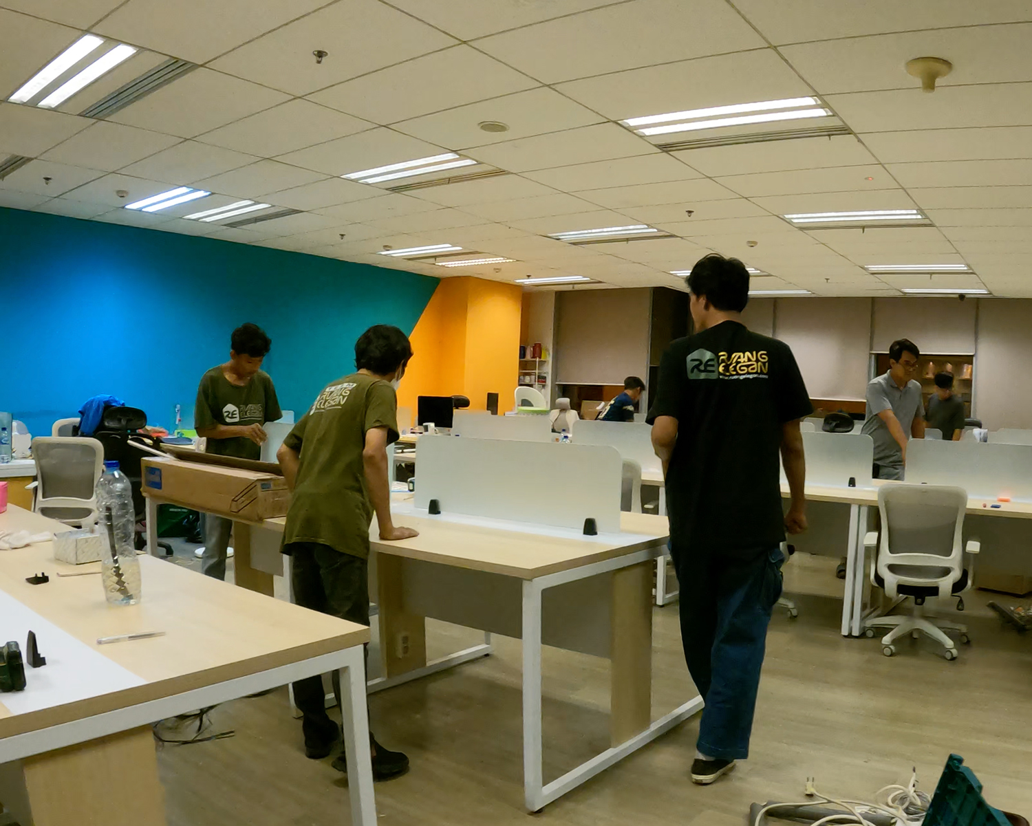 Furniture Terdekat dari lokasi saya