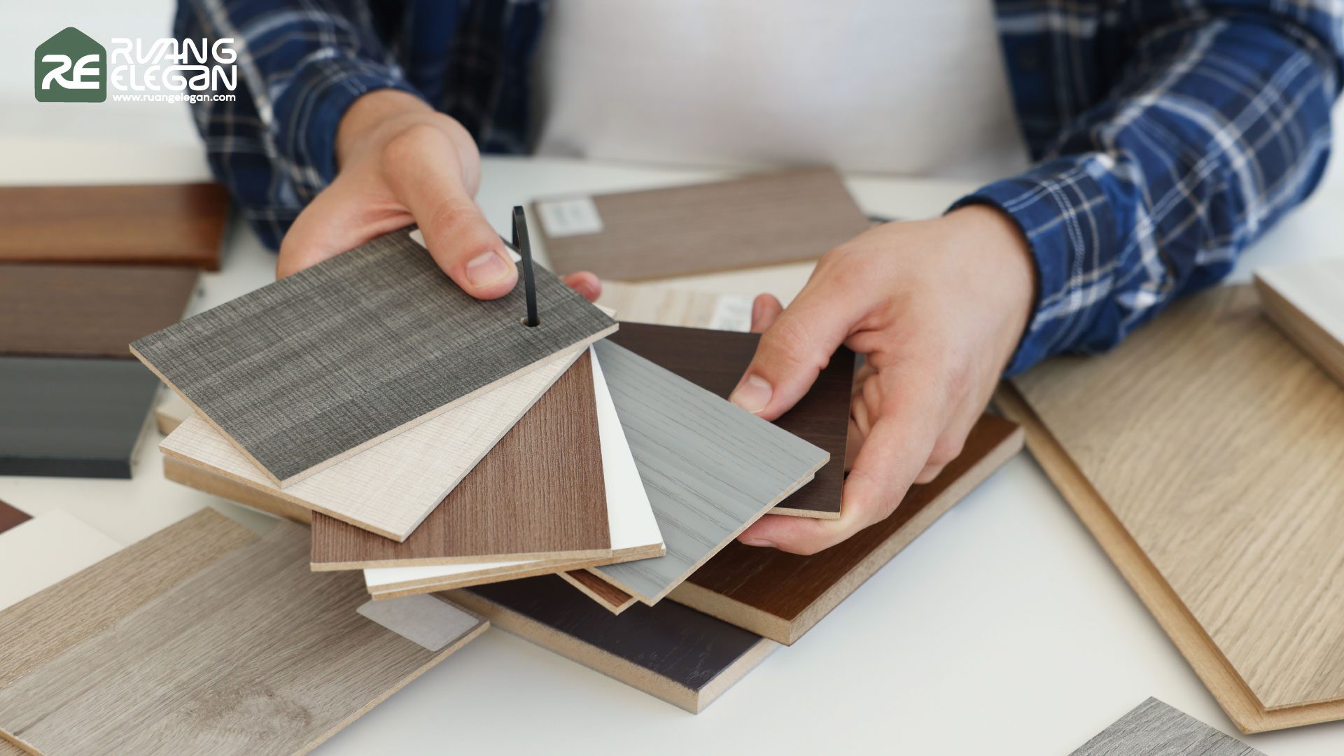 Panduan Memilih Material Furniture Ruang Elegan