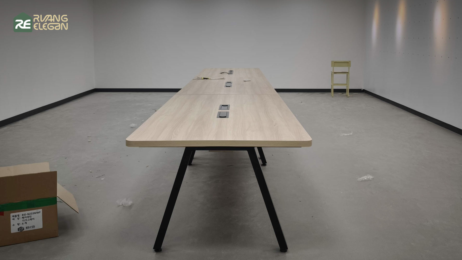 jasa-pembuatan-meja-meeting-rapat-jakarta-ruang-elegan